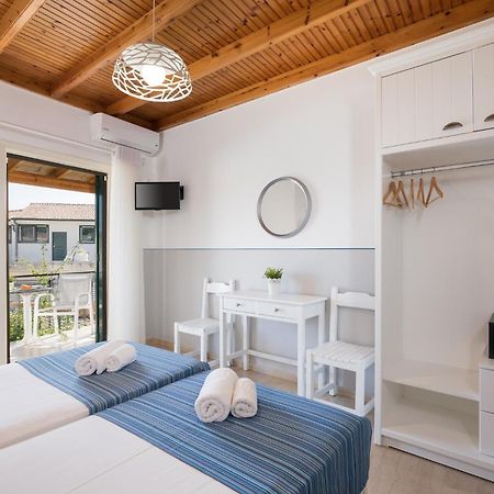 Bella Vista Beach Hotel Benitses  Eksteriør bilde