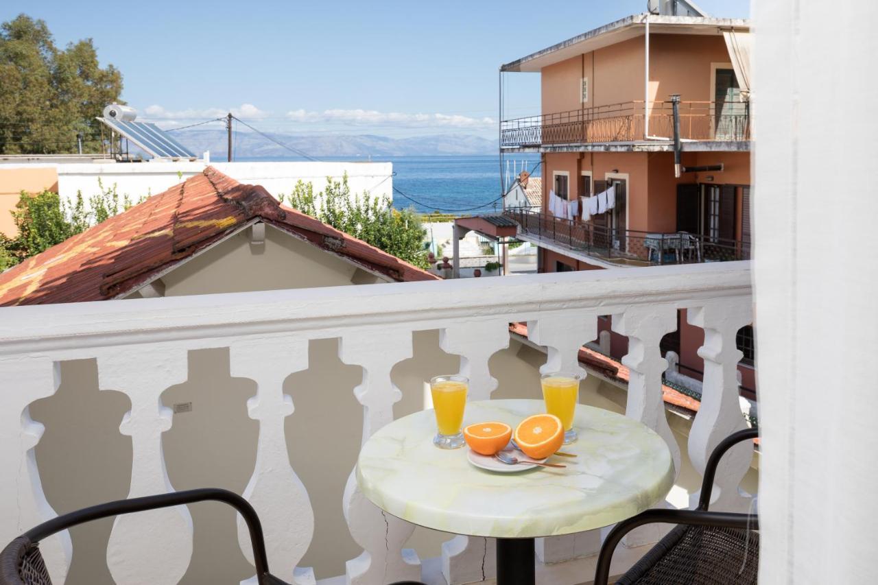 Bella Vista Beach Hotel Benitses  Eksteriør bilde