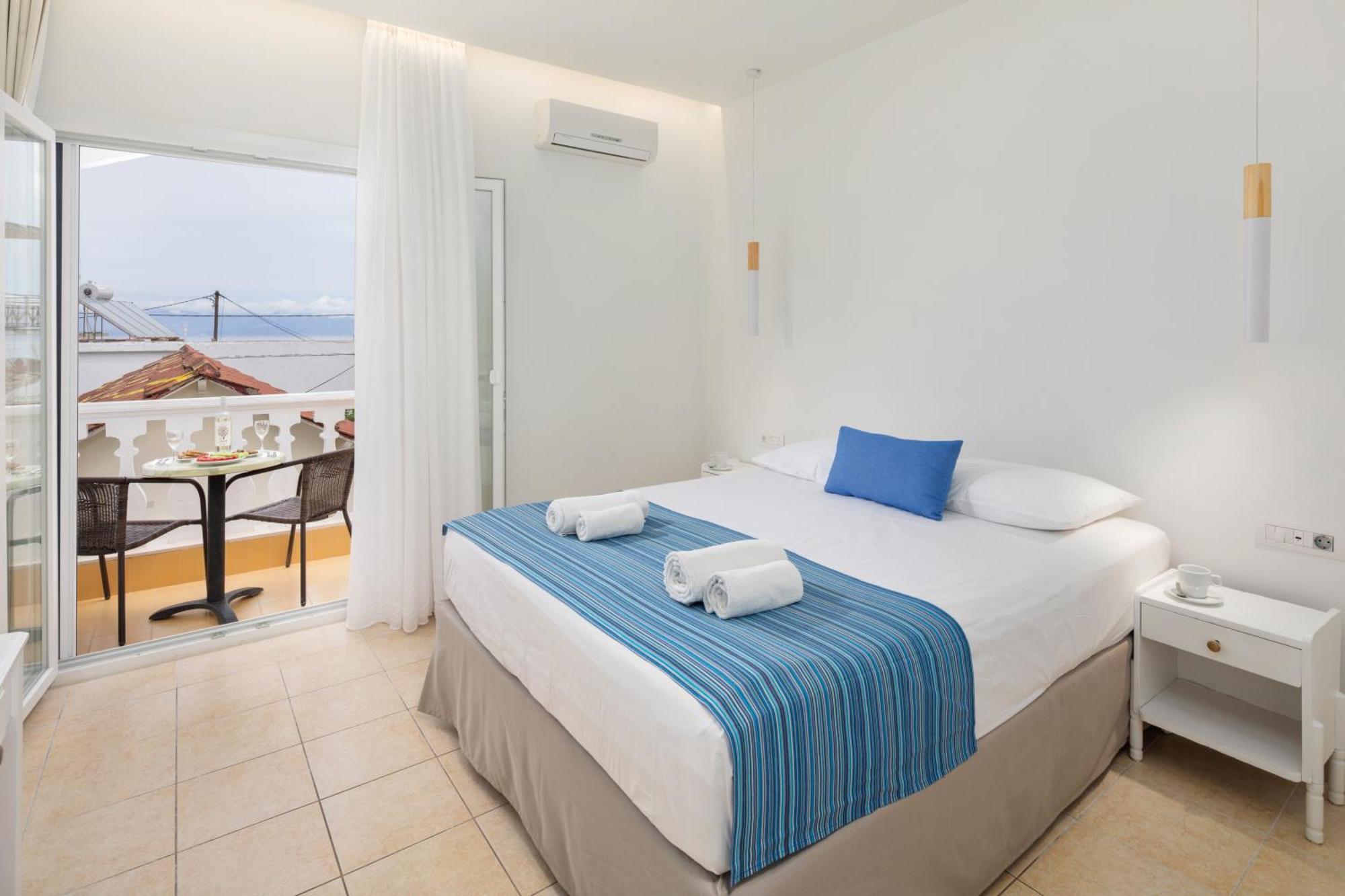 Bella Vista Beach Hotel Benitses  Eksteriør bilde